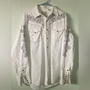 Roper SZ L longsleeve Cowboy shirt with Black Embroiderey 100%cotton.Vintage